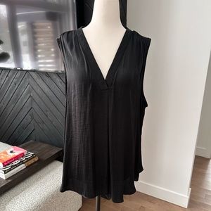 VINCE CAMUTO Ladies Blouse